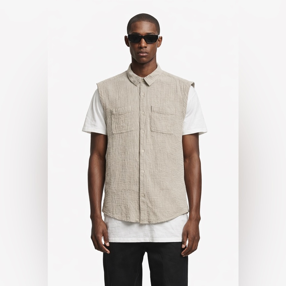 CALVIN KLEIN - Textured Sleeveless Button-Up Shirt Tan Relaxed Fit Cotton